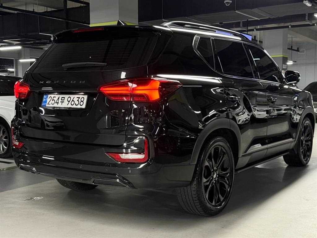 KG모빌리티(쌍용) 렉스턴 올 뉴 렉스턴 (Y450) 디젤 2.2 4WD 더 블랙 이미지 4
