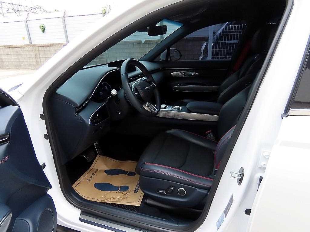 제네시스 GV70 2.5T 가솔린 AWD 이미지 5