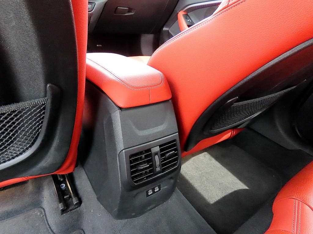 BMW 1시리즈 1시리즈 (F40) 120i M 스포츠 이미지 15