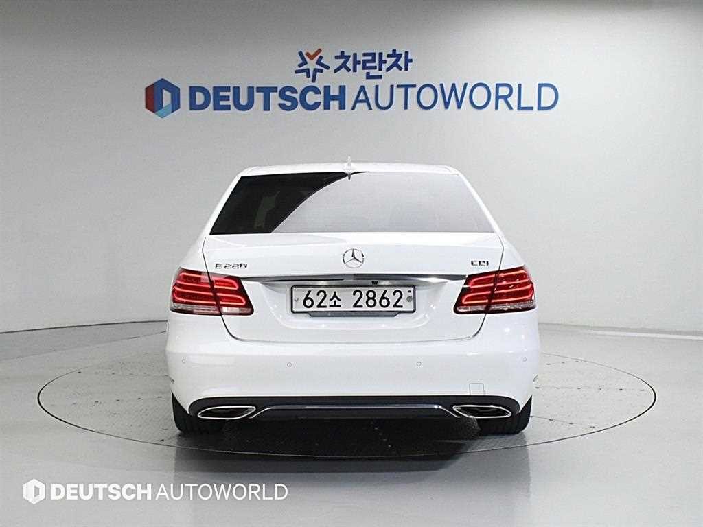 벤츠 E 클래스 E-클래스 W212 E220 CDI 아방가르드 이미지 4