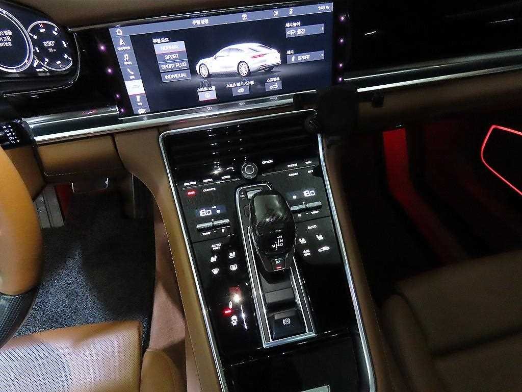 포르쉐 파나메라 파나메라(971) 4.0 GTS 이미지 11