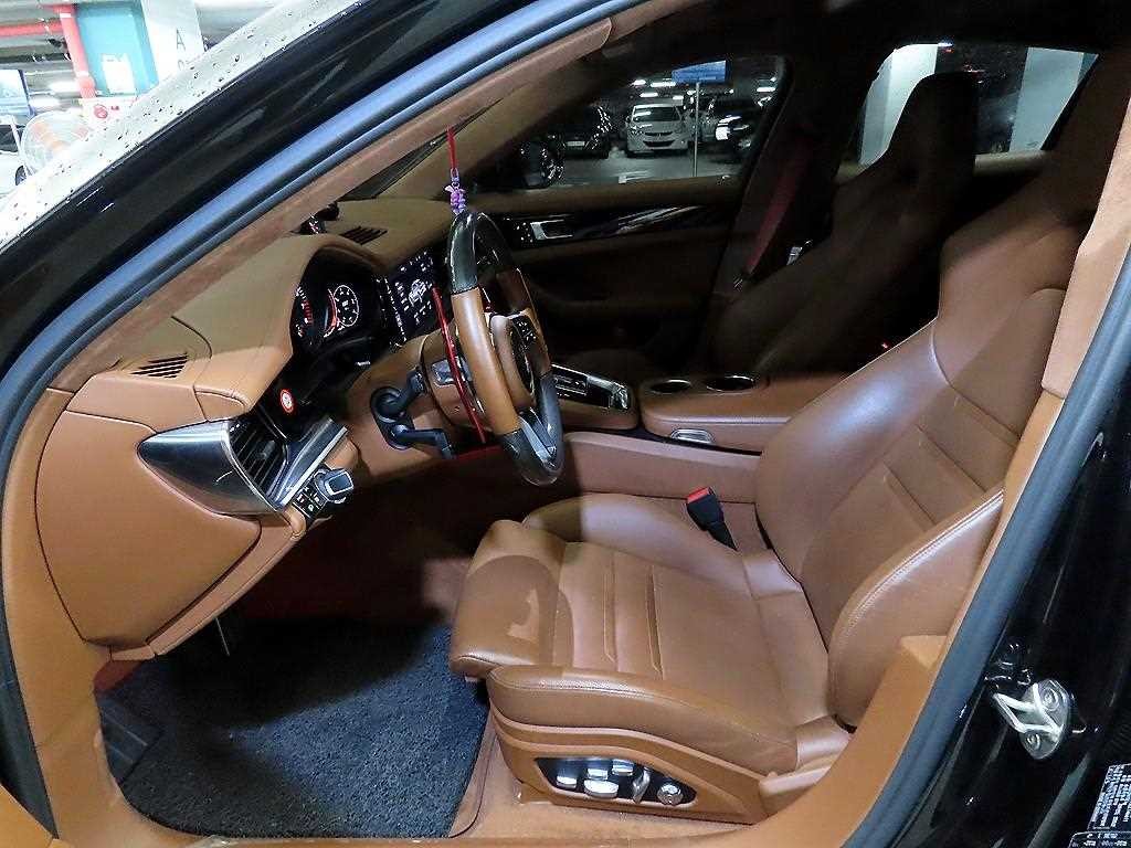 포르쉐 파나메라 파나메라(971) 4.0 GTS 이미지 6