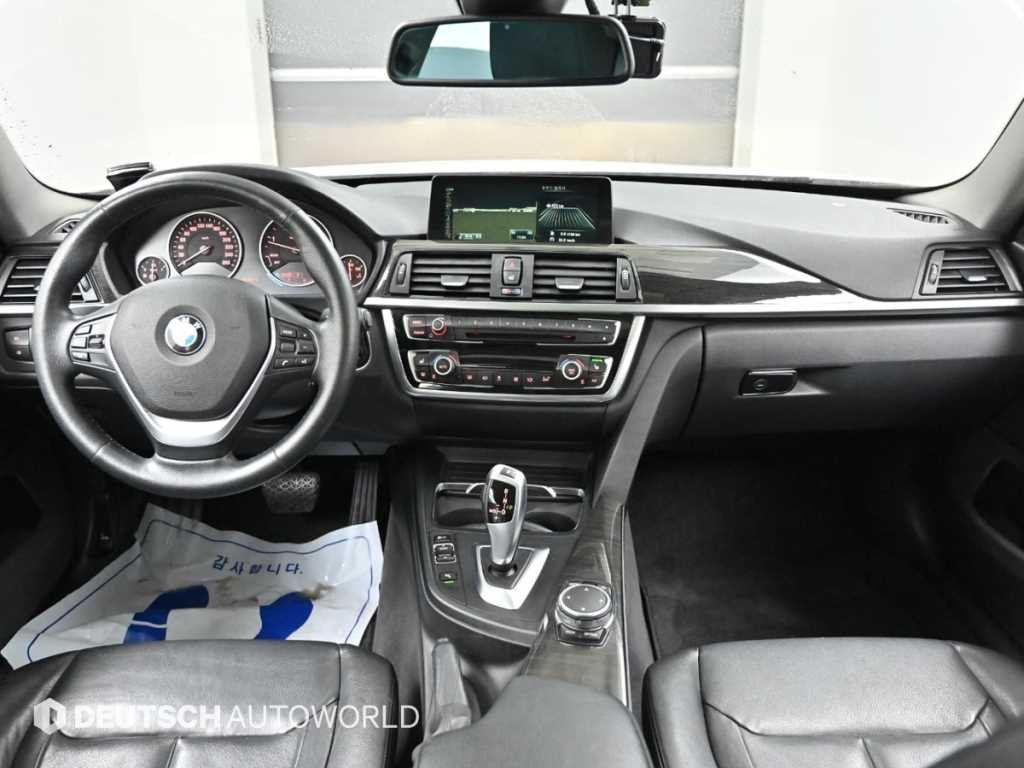 BMW 4시리즈 4시리즈 (F32) 420d 그란쿠페 럭셔리 이미지 7