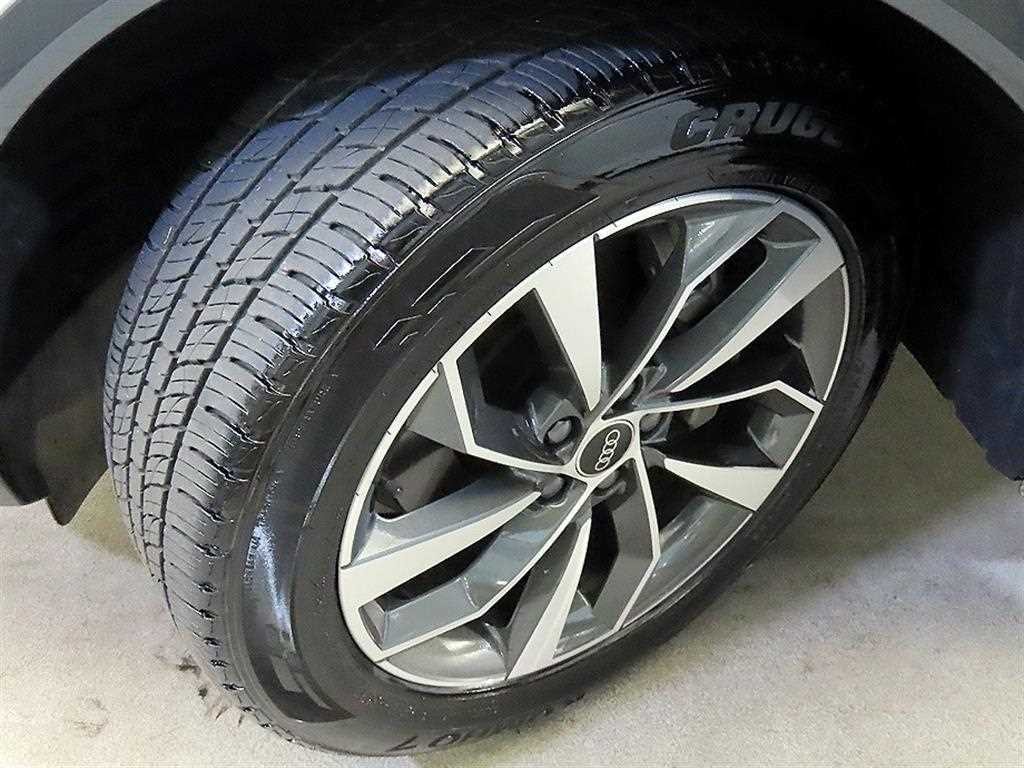 아우디 Q5 Q5 (FY) 45 TFSI 콰트로 프리미엄 스포트백 이미지 20