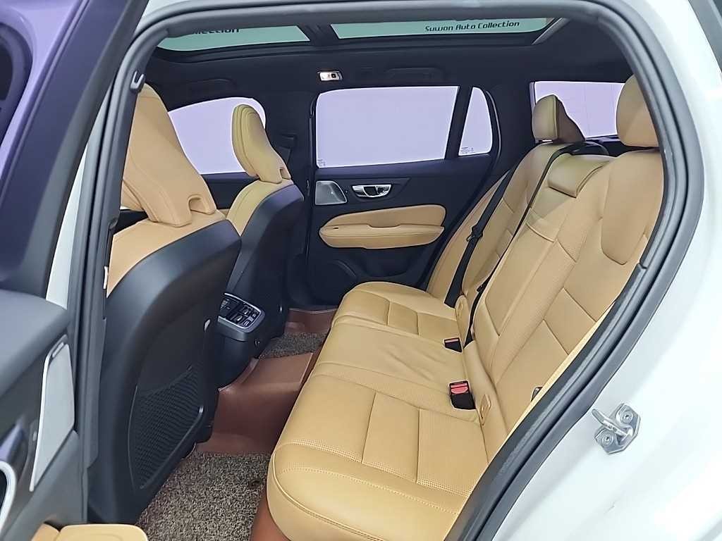 볼보 V60 V60 크로스 컨트리 2세대 2.0 B5 프로 AWD 이미지 13