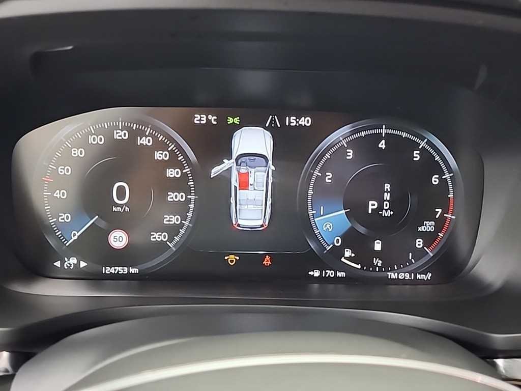 볼보 V60 V60 크로스 컨트리 2세대 2.0 B5 프로 AWD 이미지 7