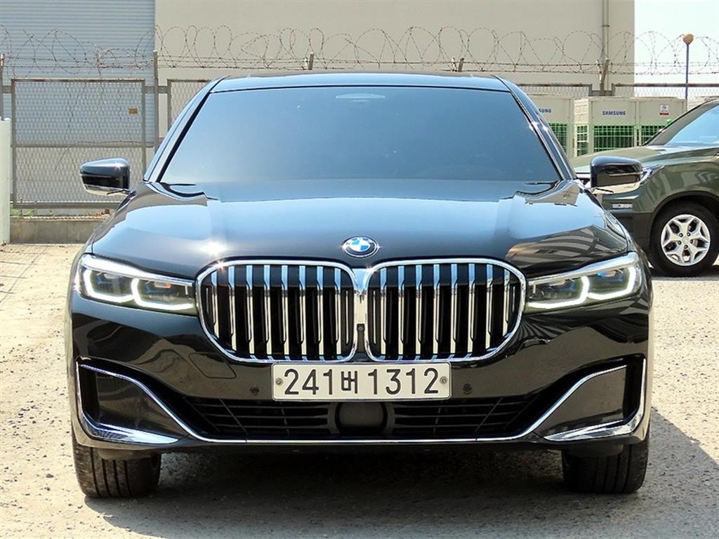 BMW 7시리즈 7시리즈 (G11) 745e sDrive 디자인 퓨어 엑설런스 이미지 1