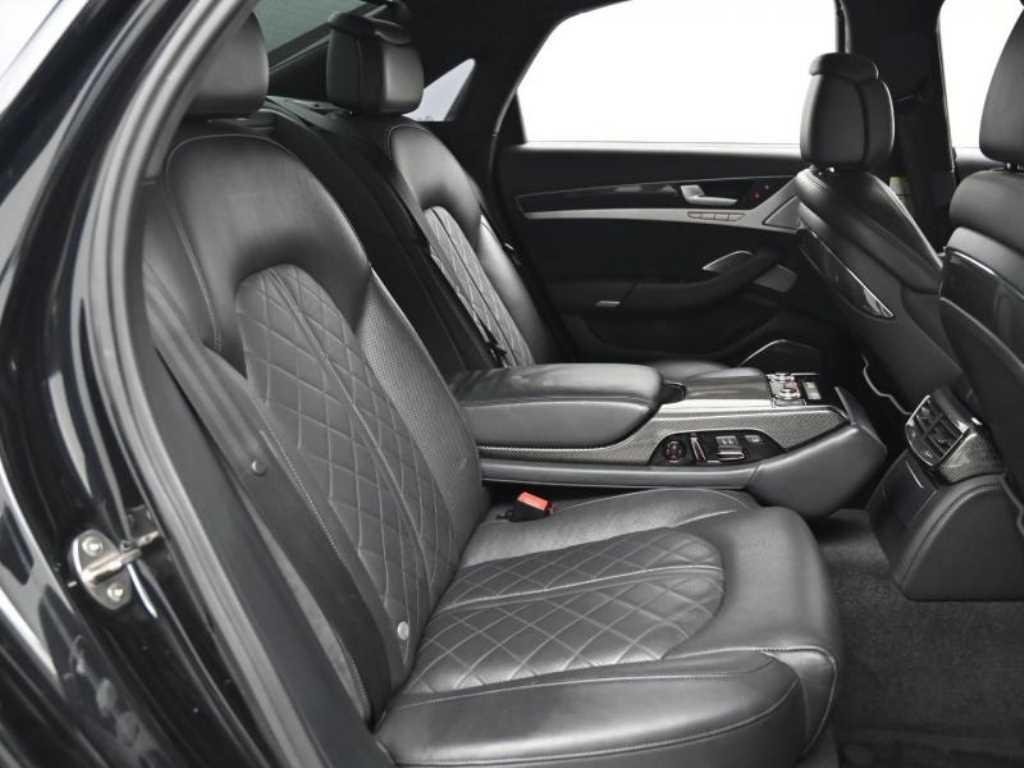 아우디 S8 4.0 TFSI 콰트로 이미지 12
