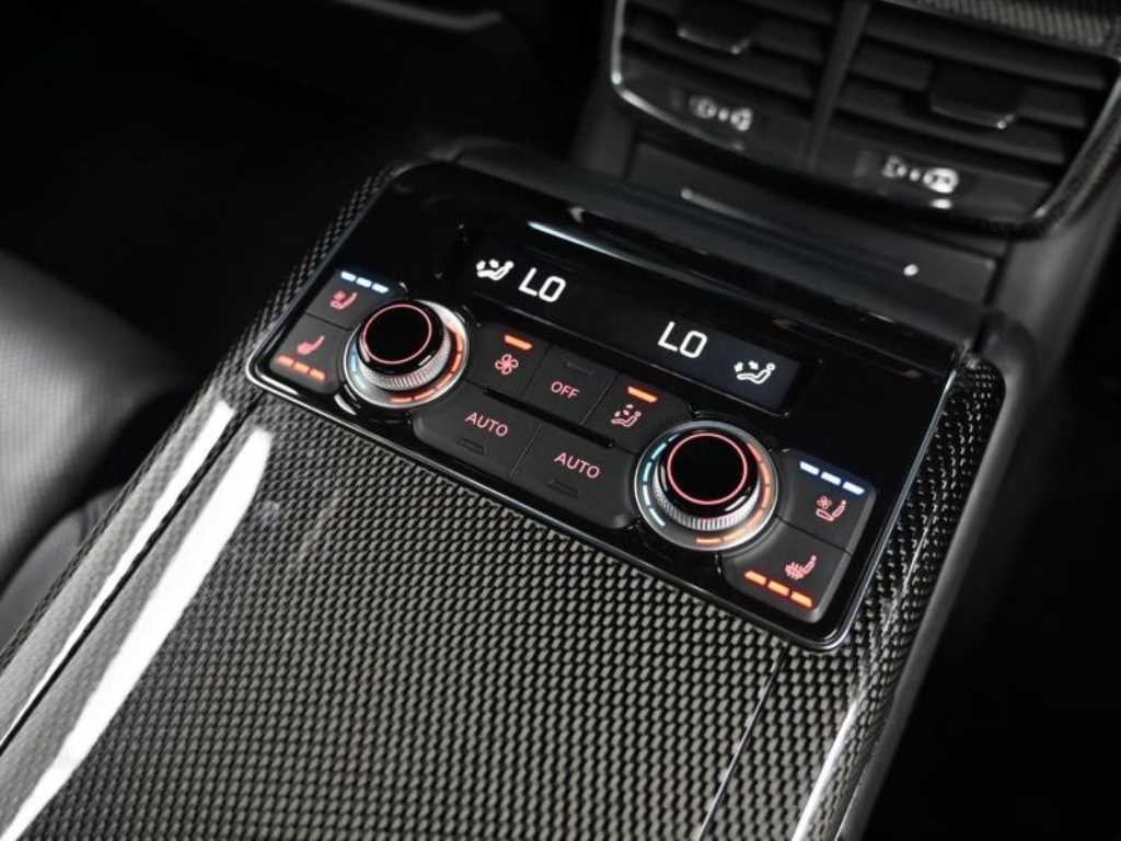 아우디 S8 4.0 TFSI 콰트로 이미지 16