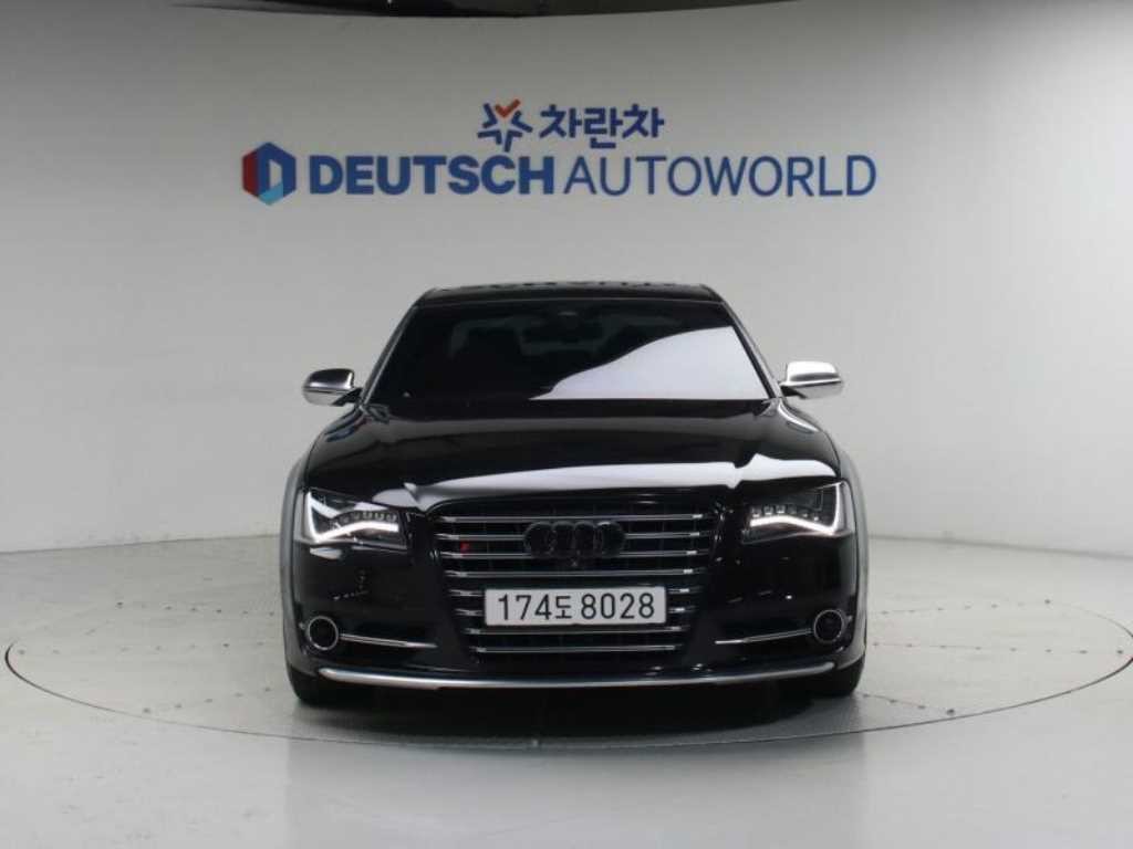 아우디 S8 4.0 TFSI 콰트로 이미지 3