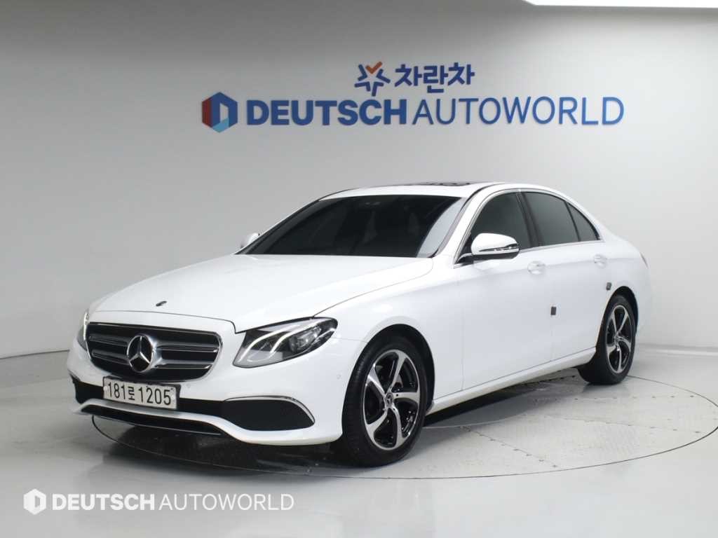 벤츠 E 클래스 E-클래스 W213 E250 아방가르드 이미지 1