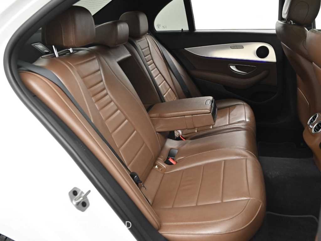 벤츠 E 클래스 E-클래스 W213 E250 아방가르드 이미지 12
