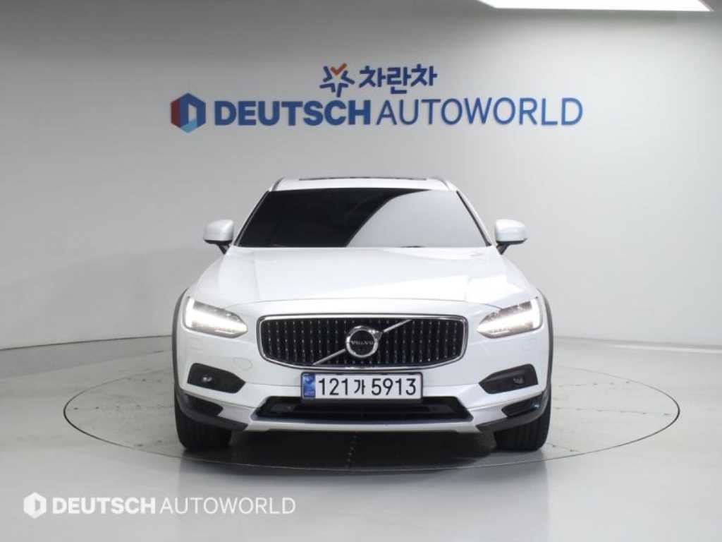 볼보 V90 V90 크로스컨트리 B5 프로 AWD 이미지 3