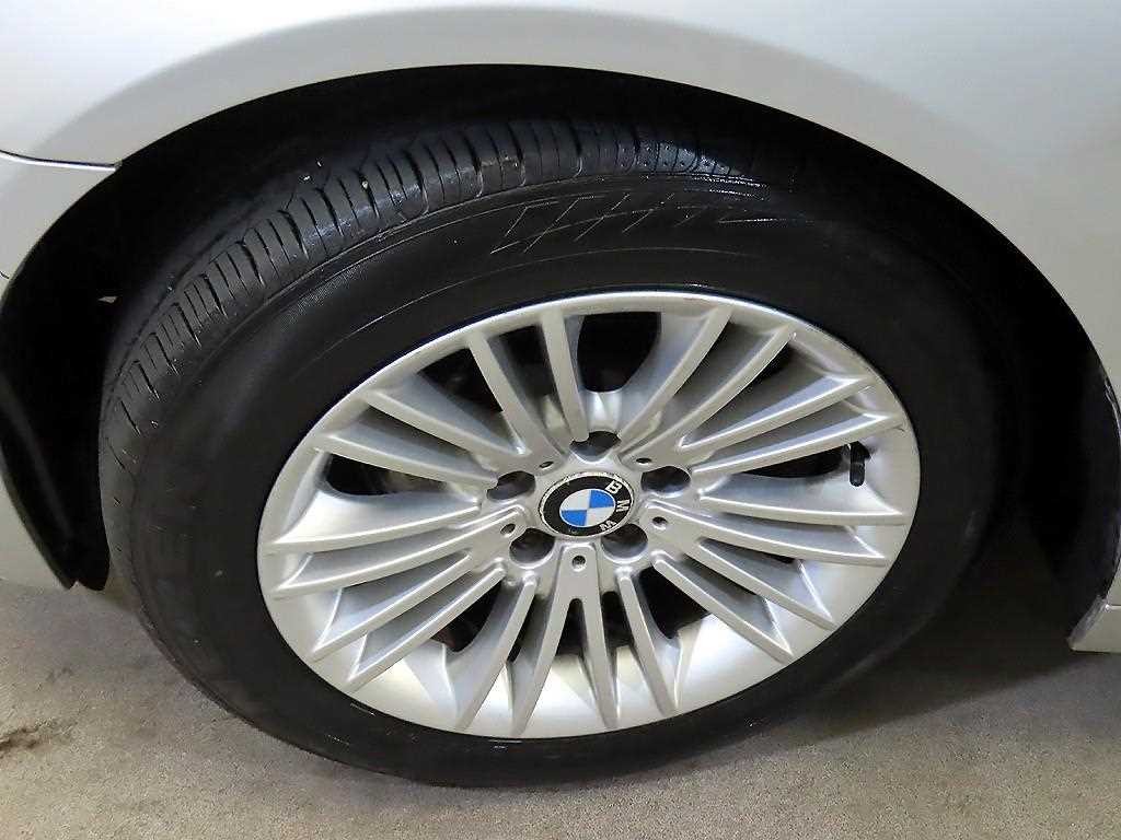 BMW 5시리즈 5시리즈 (F10) 520d 이미지 20