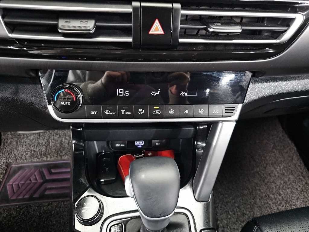 기아 셀토스 가솔린 1.6 터보 2WD 노블레스 이미지 10