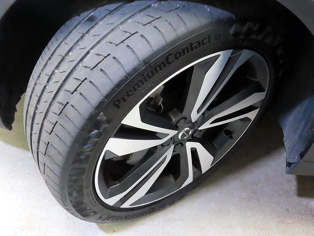 볼보 V60 V60 크로스 컨트리 2세대 2.0 B5 프로 AWD 이미지 20