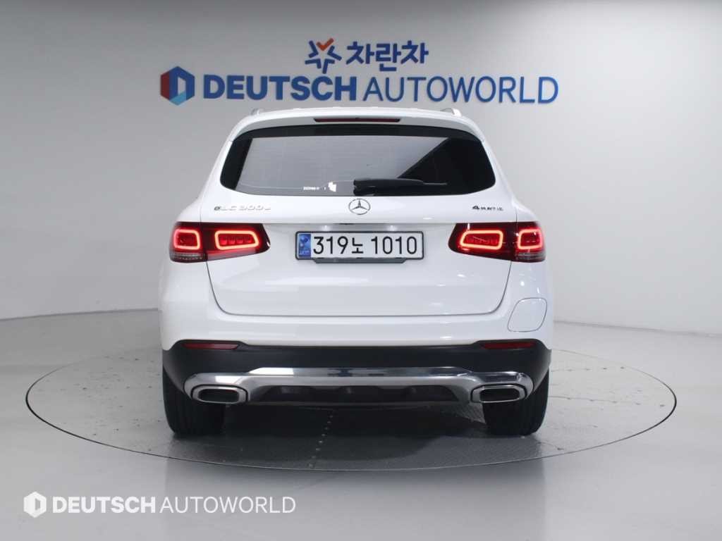 벤츠 GLC 클래스 GLC클래스 X253 GLC 300 e 4MATIC 이미지 4
