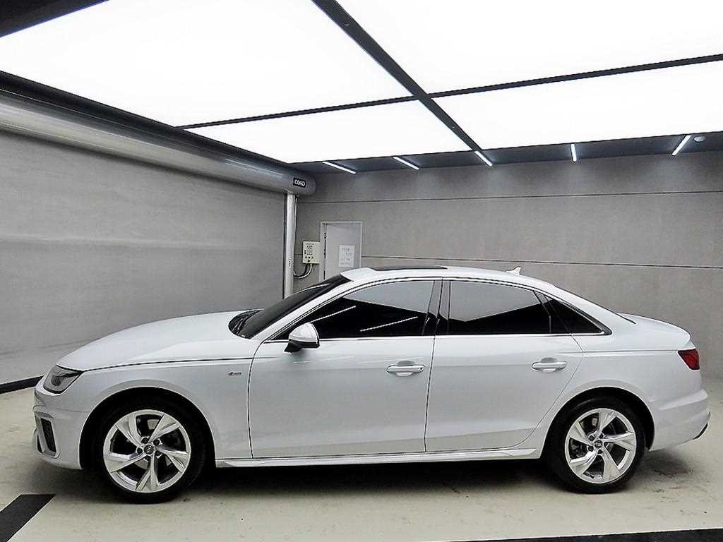 아우디 A4 A4 (B9) 40 TFSI 프리미엄 이미지 4