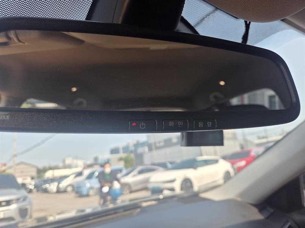 르노코리아(삼성) QM6 더뉴QM6 2.0 LPe LE 시그니처 2WD 이미지 18