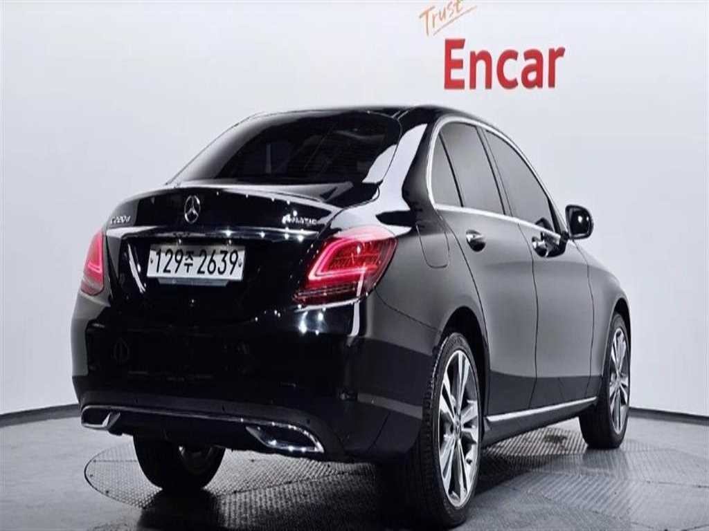 벤츠 C 클래스 C클래스 W205 C220 d 4MATIC 이미지 2