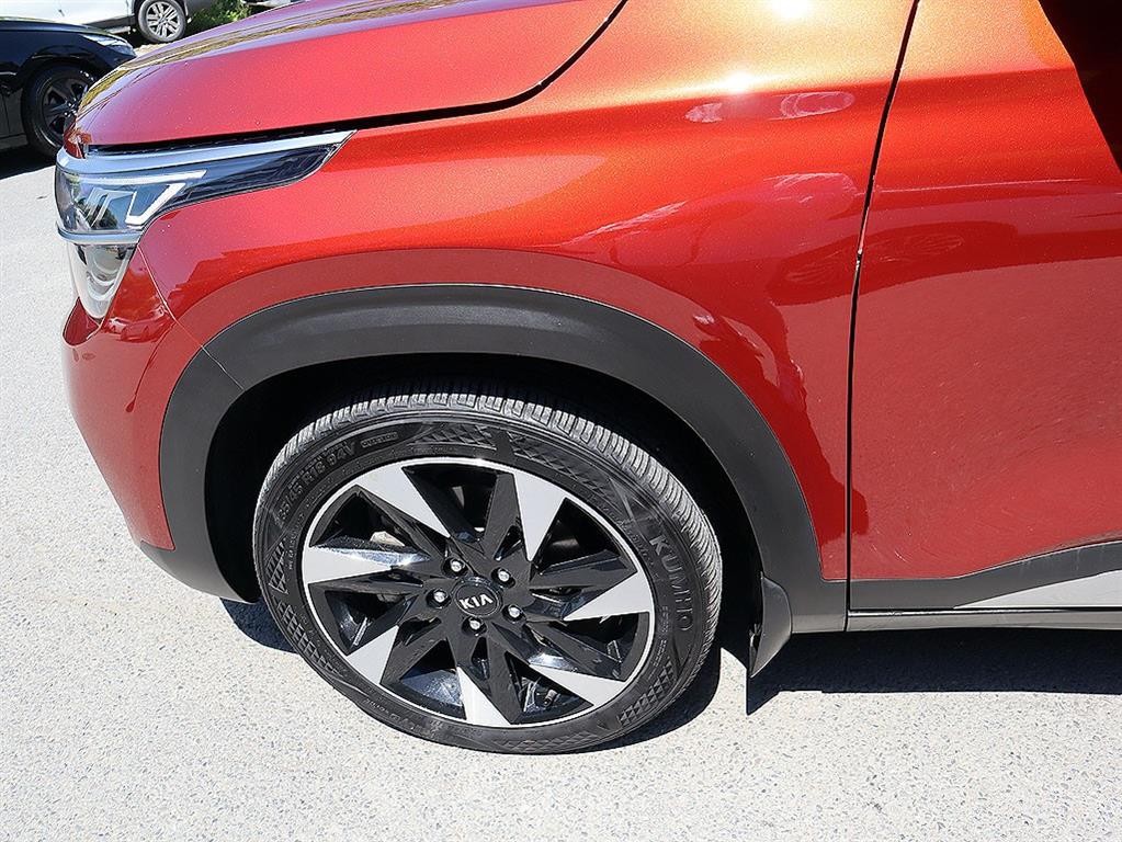 기아 셀토스 디젤 1.6 4WD 시그니처 이미지 17