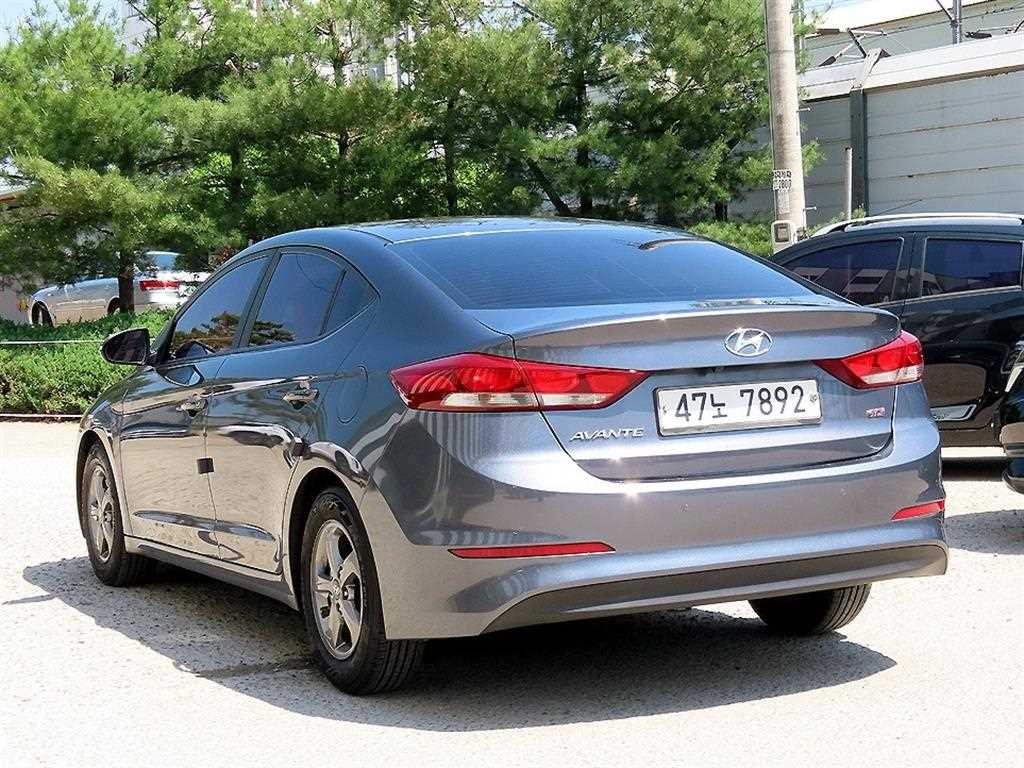 현대 아반떼 아반떼 AD 1.6 GDI 스타일 이미지 3