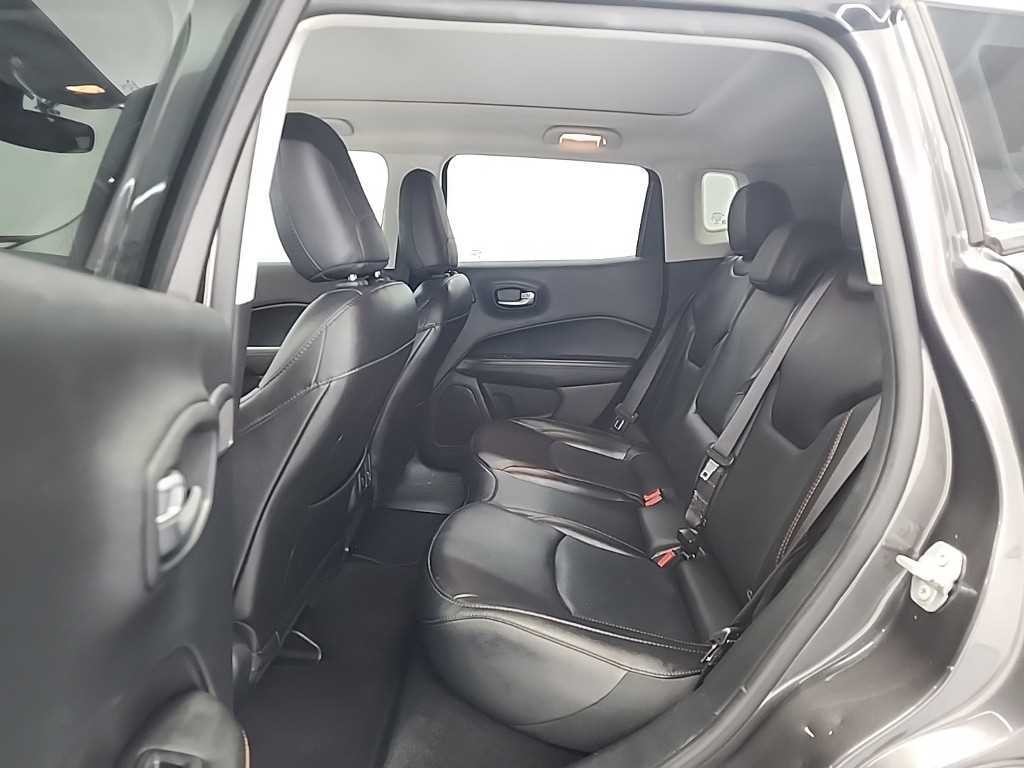지프 컴패스 컴패스 2세대 2.4 AWD 리미티드 이미지 12