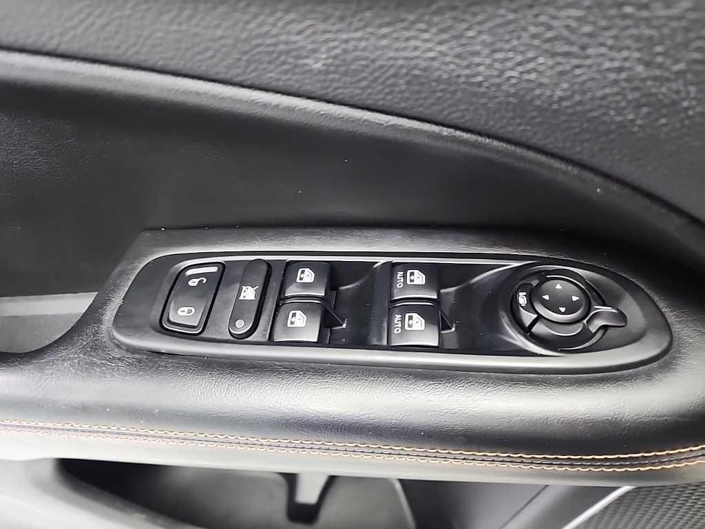 지프 컴패스 컴패스 2세대 2.4 AWD 리미티드 이미지 17
