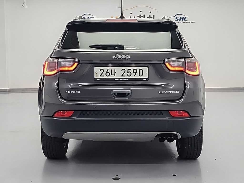 지프 컴패스 컴패스 2세대 2.4 AWD 리미티드 이미지 3