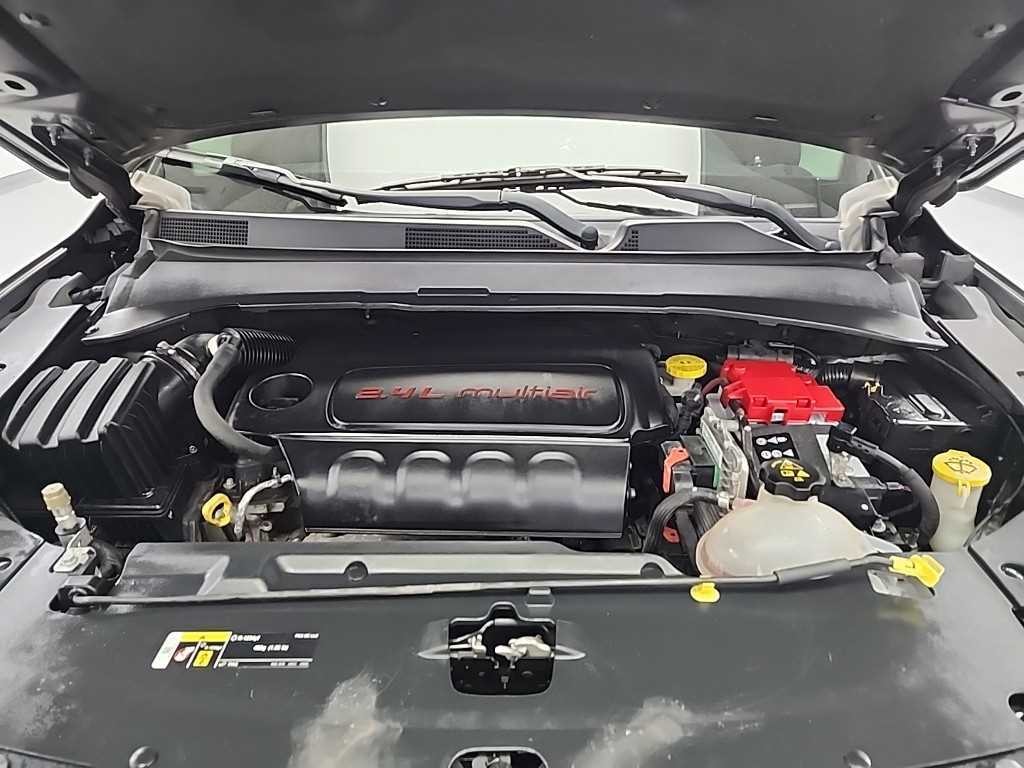 지프 컴패스 컴패스 2세대 2.4 AWD 리미티드 이미지 5