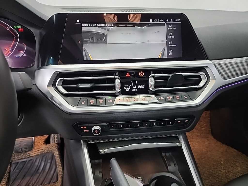BMW 3시리즈 3시리즈 (G20) 320d xDrive M 스포츠 이미지 10
