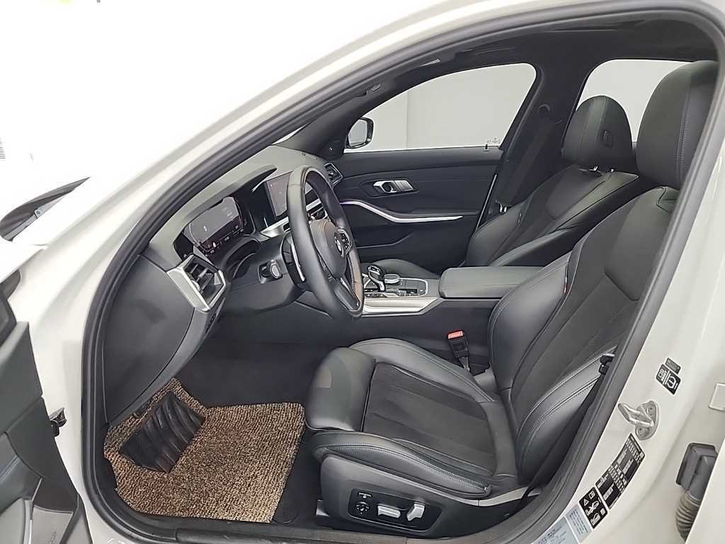 BMW 3시리즈 3시리즈 (G20) 320d xDrive M 스포츠 이미지 11