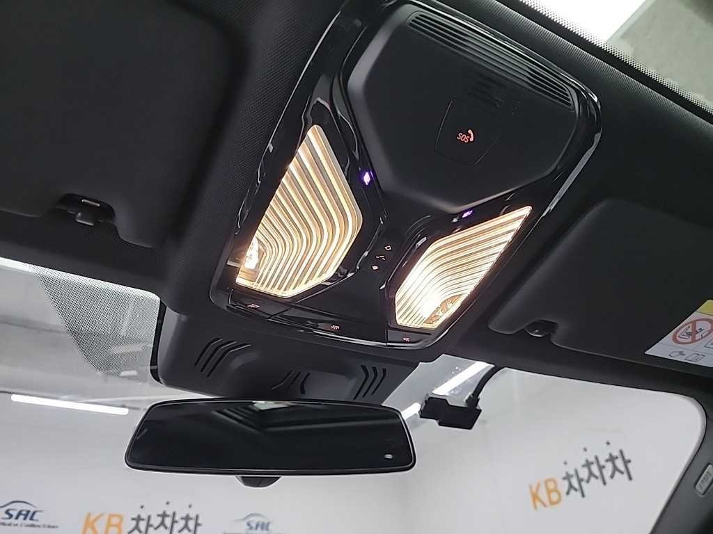 BMW 3시리즈 3시리즈 (G20) 320d xDrive M 스포츠 이미지 16