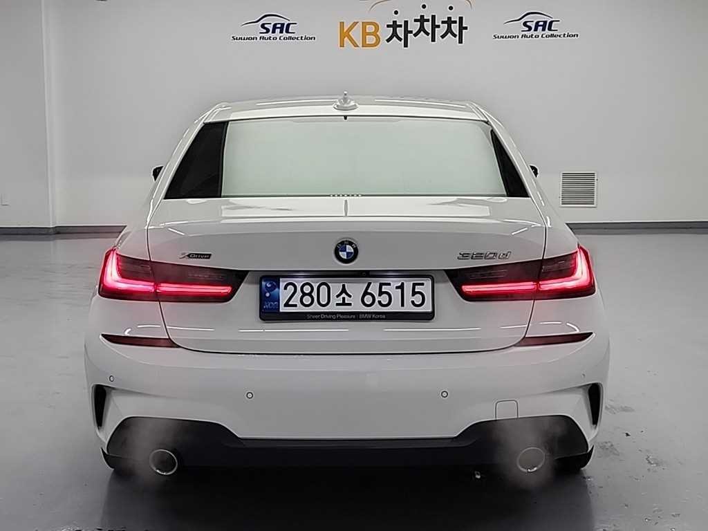 BMW 3시리즈 3시리즈 (G20) 320d xDrive M 스포츠 이미지 3