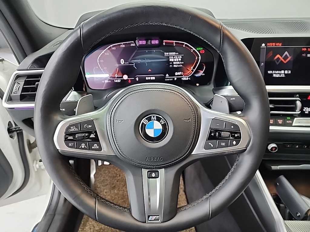 BMW 3시리즈 3시리즈 (G20) 320d xDrive M 스포츠 이미지 9