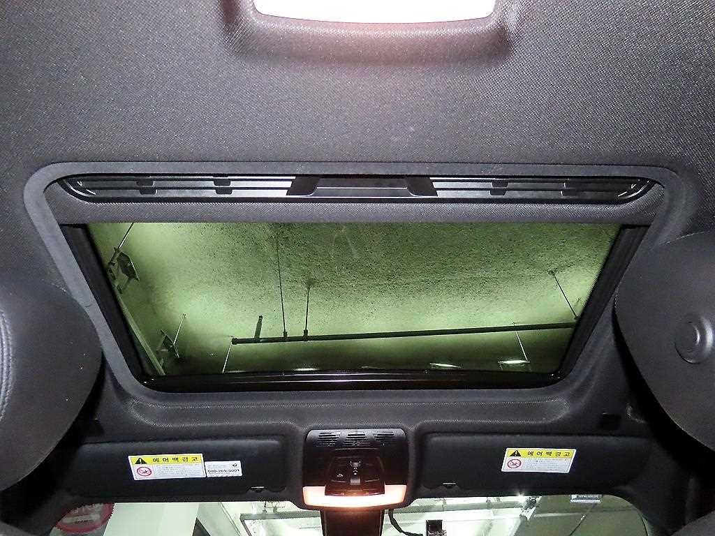 BMW 3시리즈 3시리즈 (F30) 320i M 스포츠 이미지 17