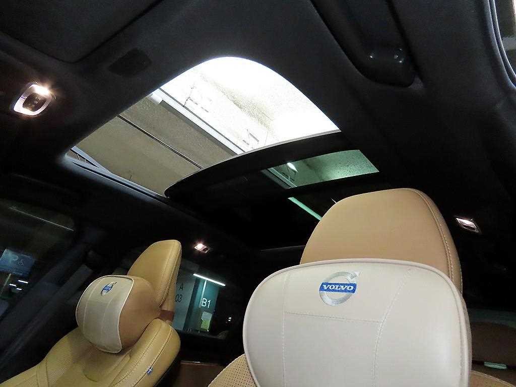 볼보 S90 B5 인스크립션 이미지 16
