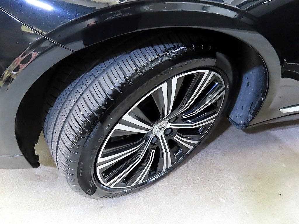 볼보 S90 B5 인스크립션 이미지 20