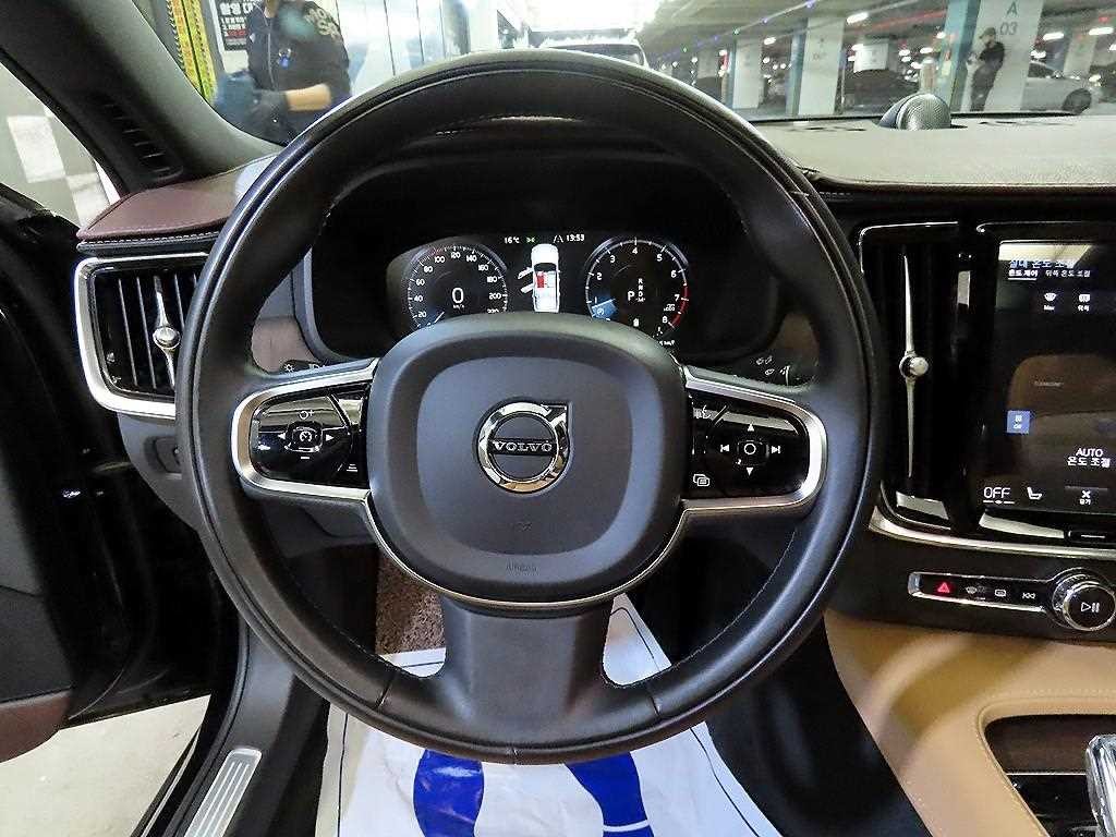 볼보 S90 B5 인스크립션 이미지 8