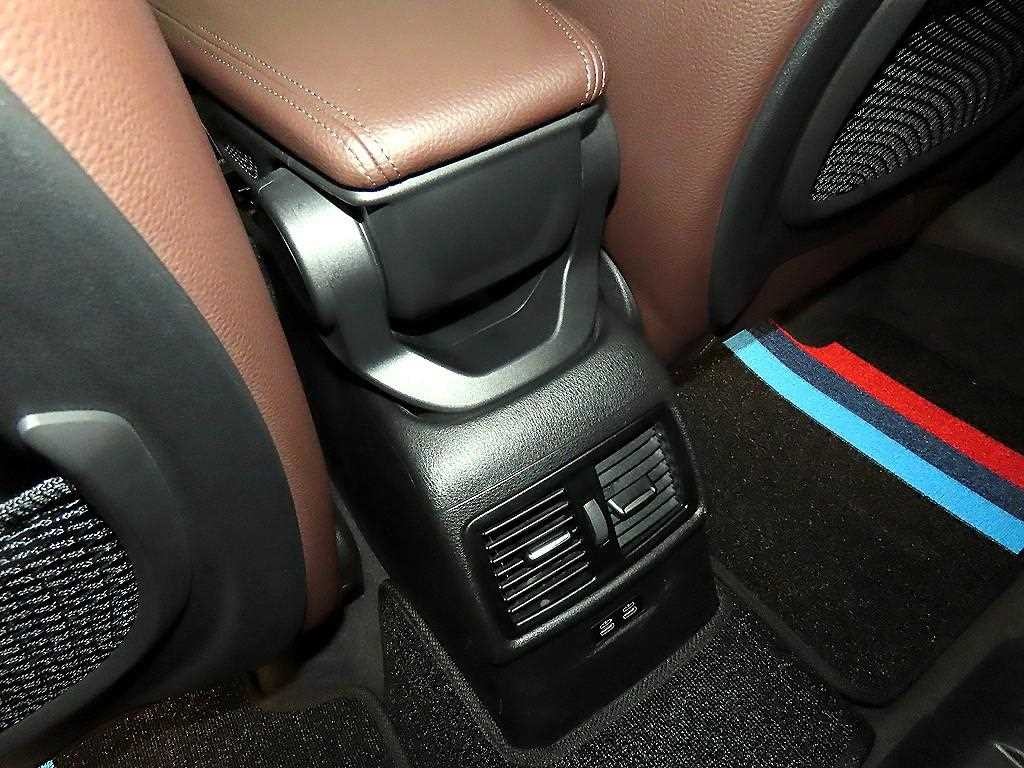 BMW X1 X1 (F48) xDrive 20i M 스포츠 이미지 14