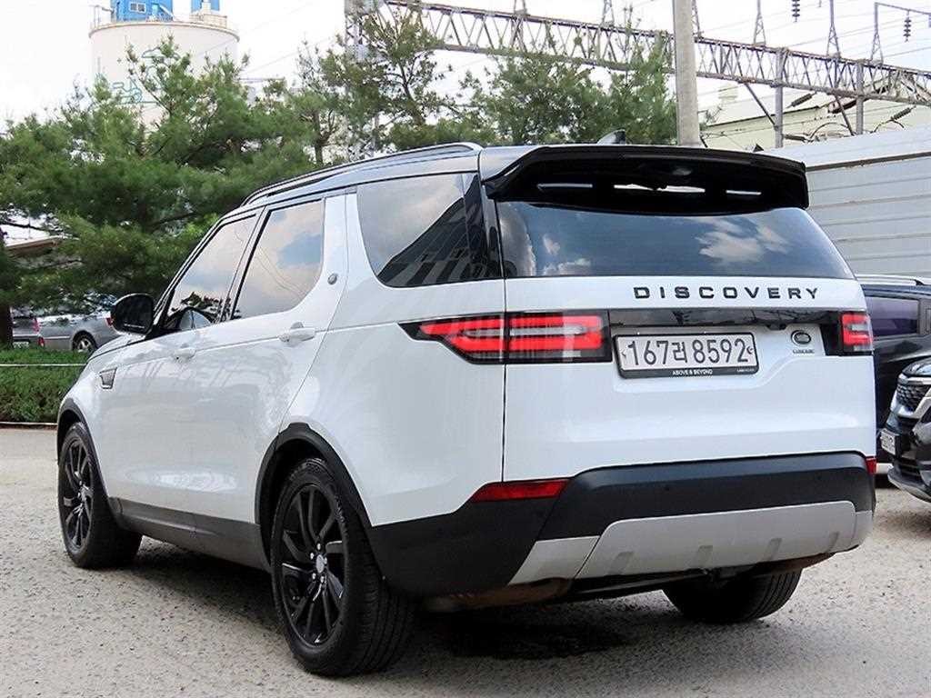 랜드로버 디스커버리 디스커버리5 3.0 SD6 HSE 이미지 3