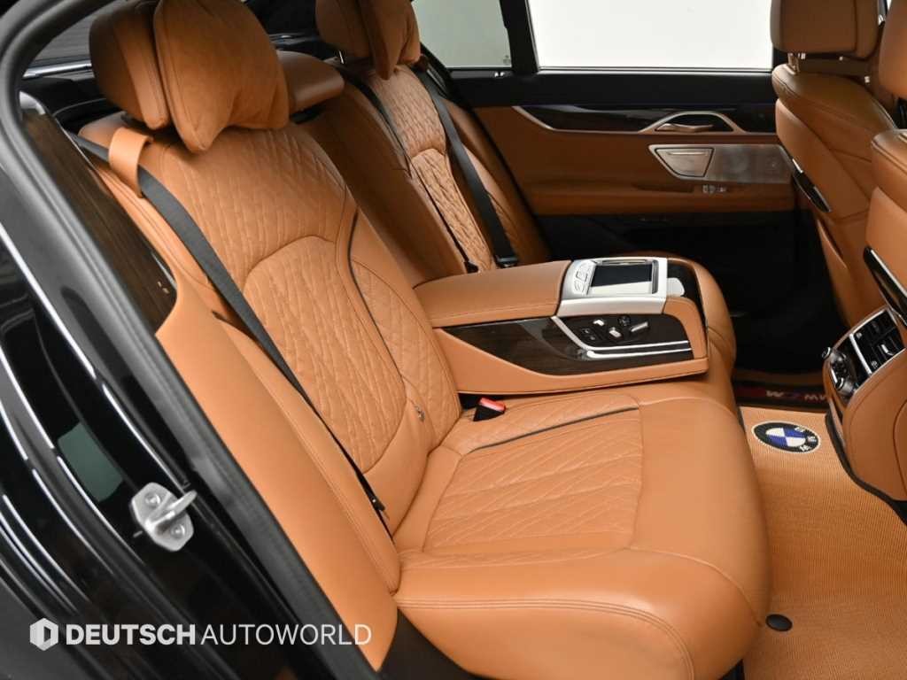 BMW 7시리즈 7시리즈 (G11) 745e sDrive M 스포츠 이미지 12
