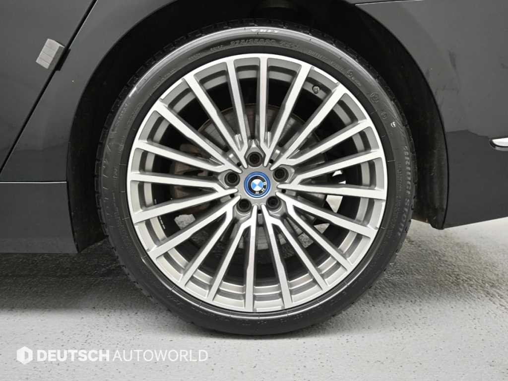 BMW 7시리즈 7시리즈 (G11) 745e sDrive M 스포츠 이미지 5