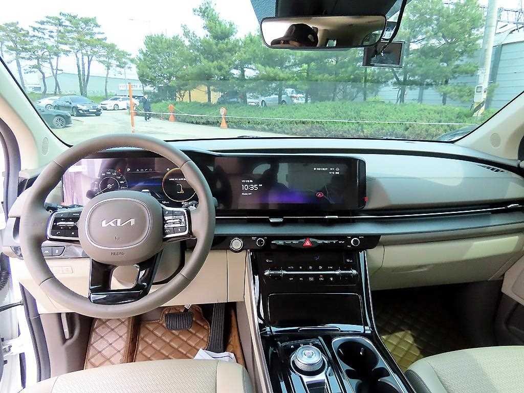 기아 카니발 카니발 4세대 디젤 9인승 노블레스 이미지 8