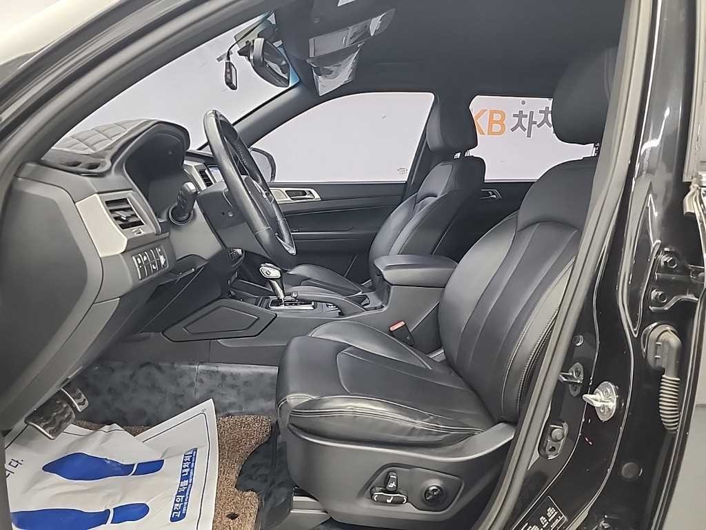 KG모빌리티(쌍용) 렉스턴 렉스턴 스포츠 칸 디젤 2.2 4WD 프로페셔널 X 이미지 11