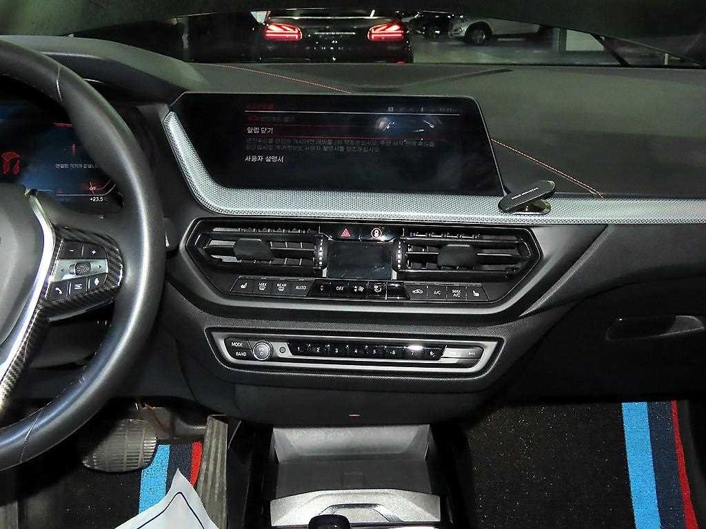 BMW 1시리즈 1시리즈 (F40) 118d 스포츠 이미지 11