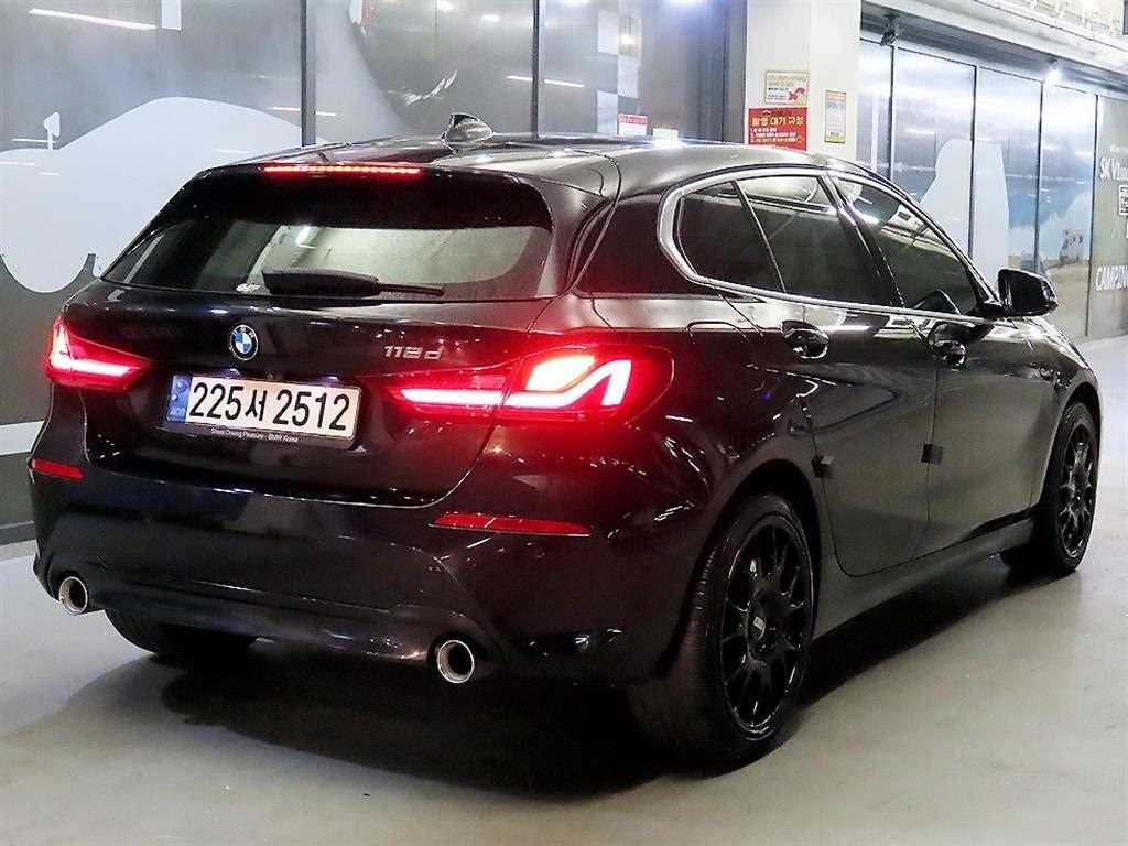 BMW 1시리즈 1시리즈 (F40) 118d 스포츠 이미지 4