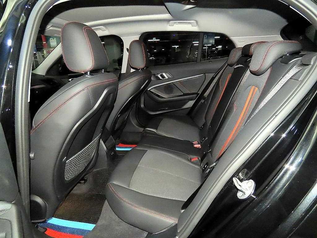BMW 1시리즈 1시리즈 (F40) 118d 스포츠 이미지 7