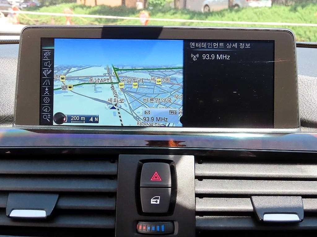 BMW 3시리즈 3시리즈 (F30) 320d xDrive 이미지 14