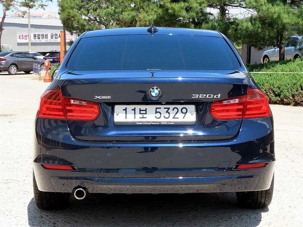 BMW 3시리즈 3시리즈 (F30) 320d xDrive 이미지 4